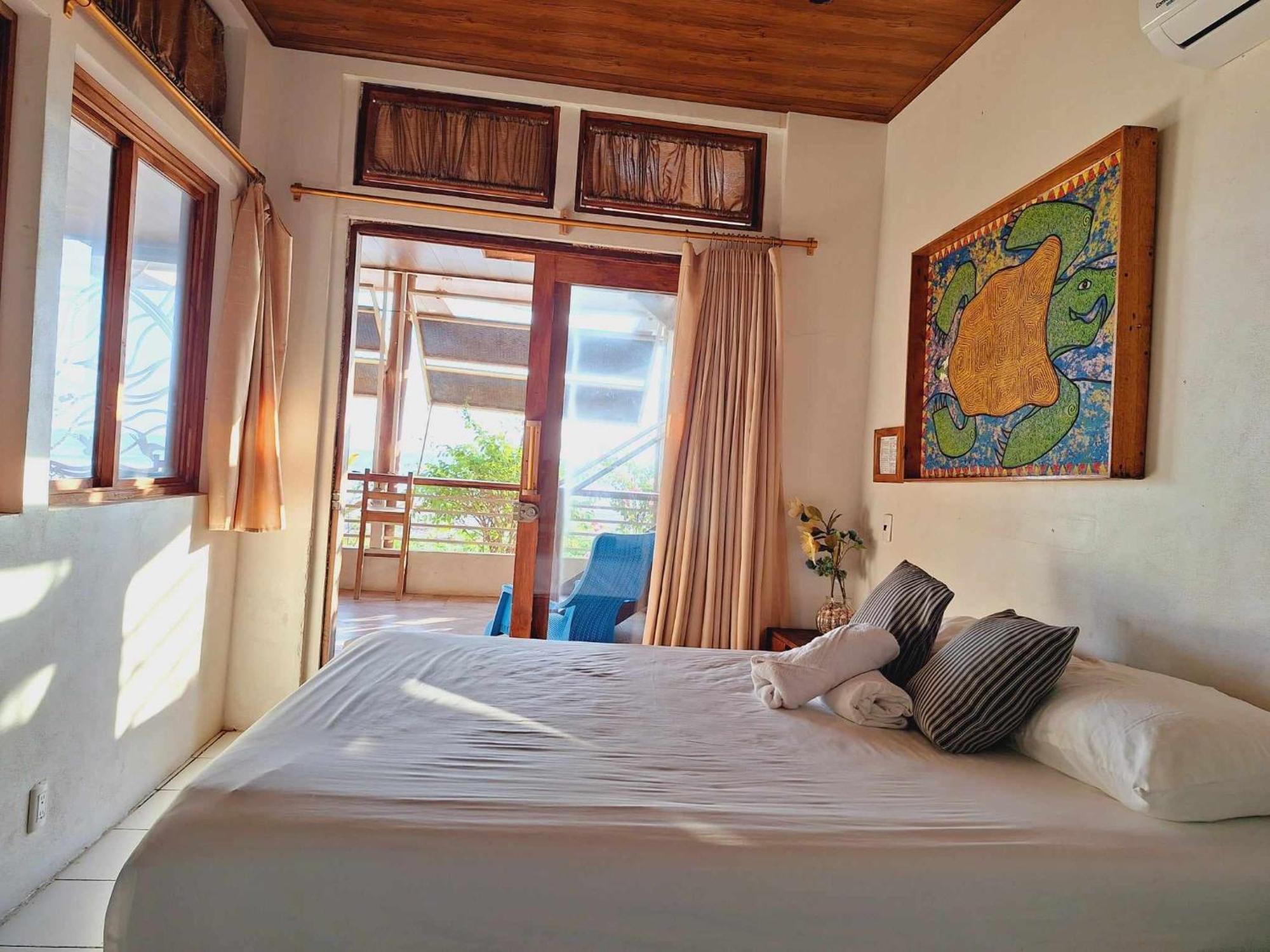Sirena Surf Lodge Miramar Nicaragua ภายนอก รูปภาพ