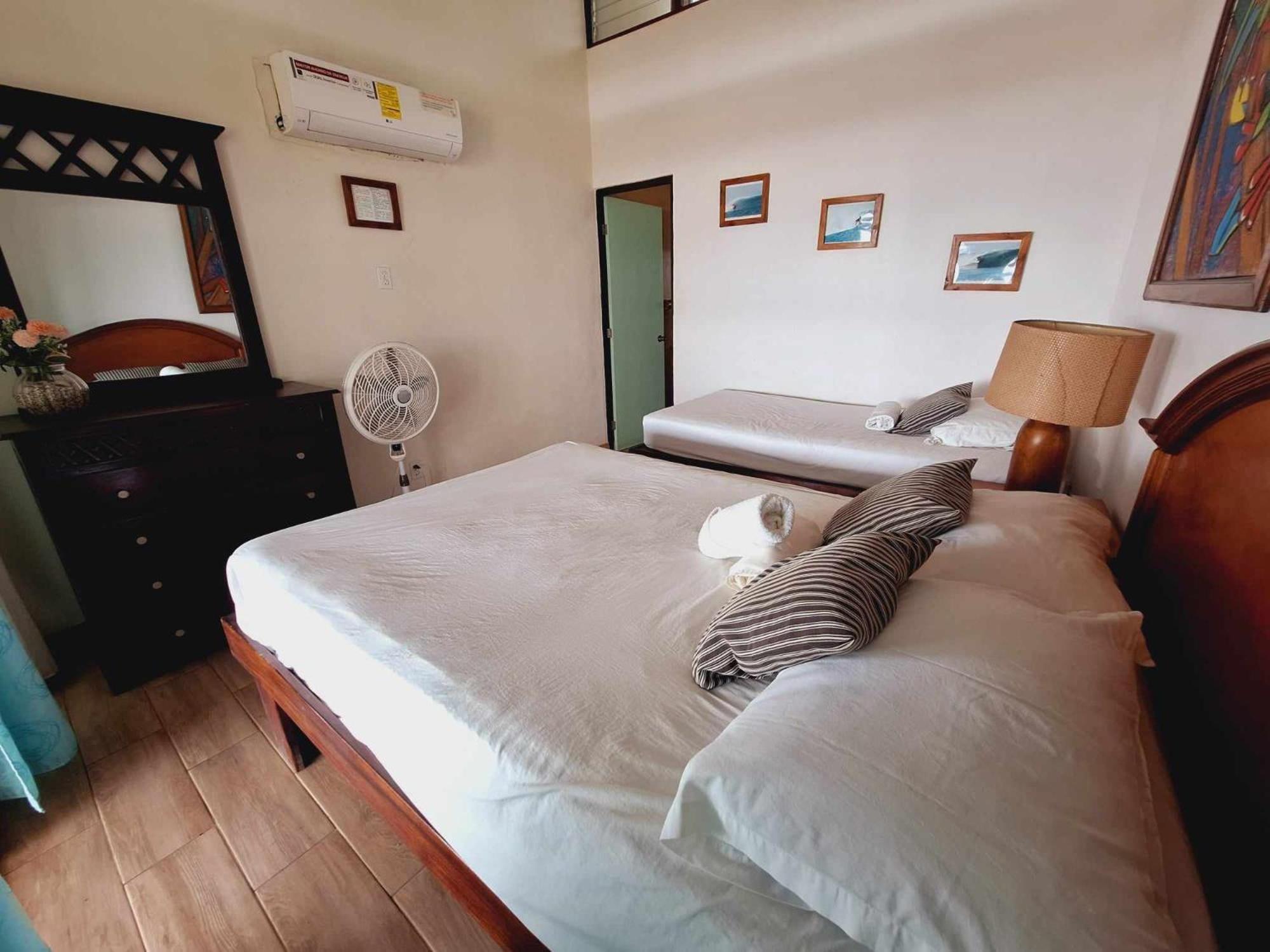 Sirena Surf Lodge Miramar Nicaragua ภายนอก รูปภาพ