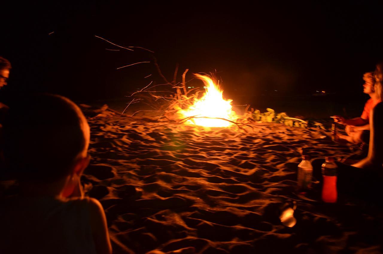Sirena Surf Lodge Miramar Nicaragua ภายนอก รูปภาพ