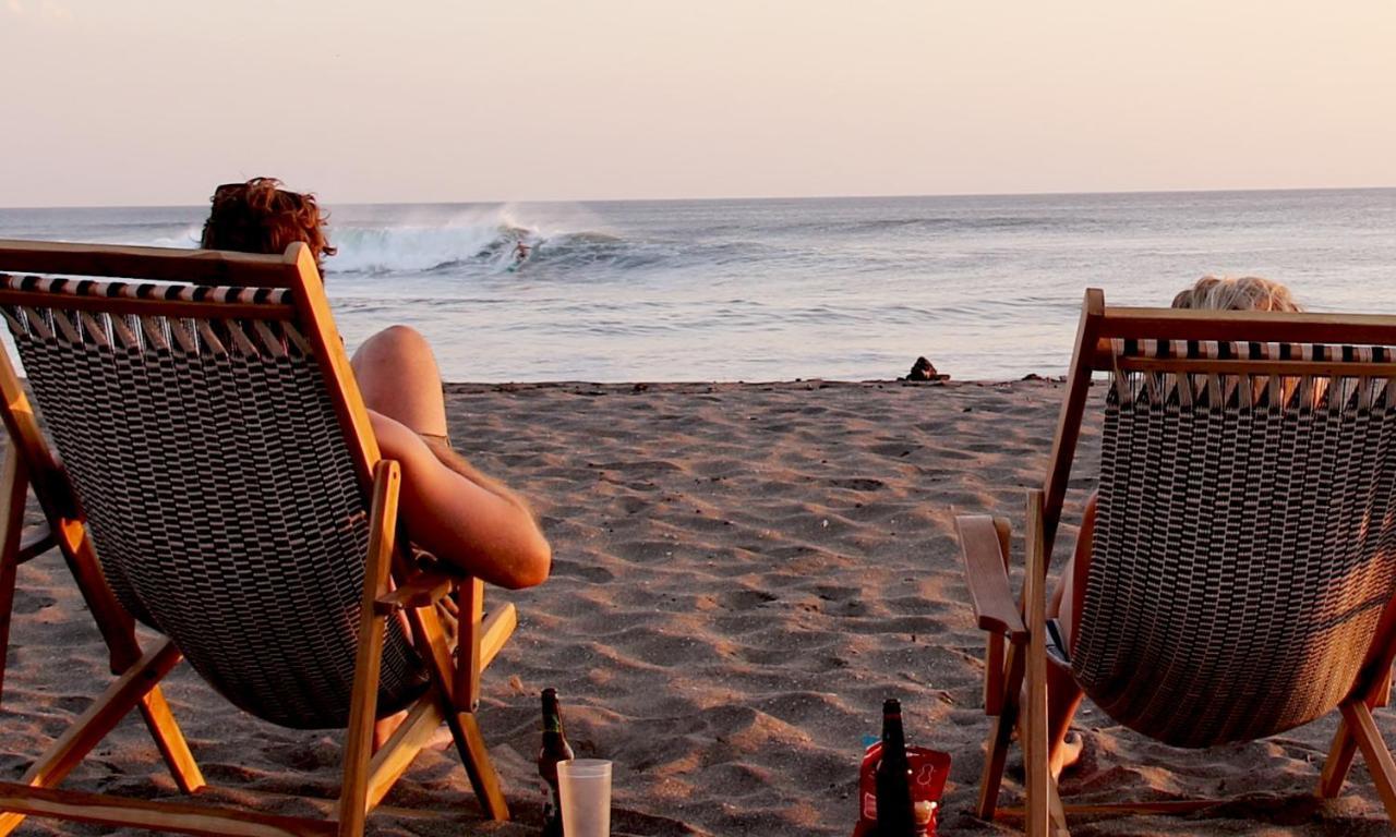 Sirena Surf Lodge Miramar Nicaragua ภายนอก รูปภาพ